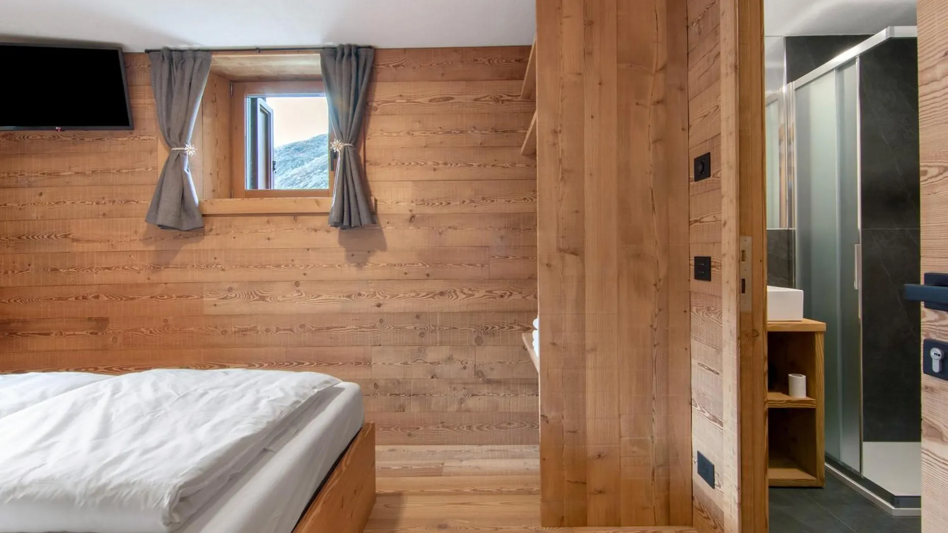 Agriturismo Montespluga 모데시모 팜스테이