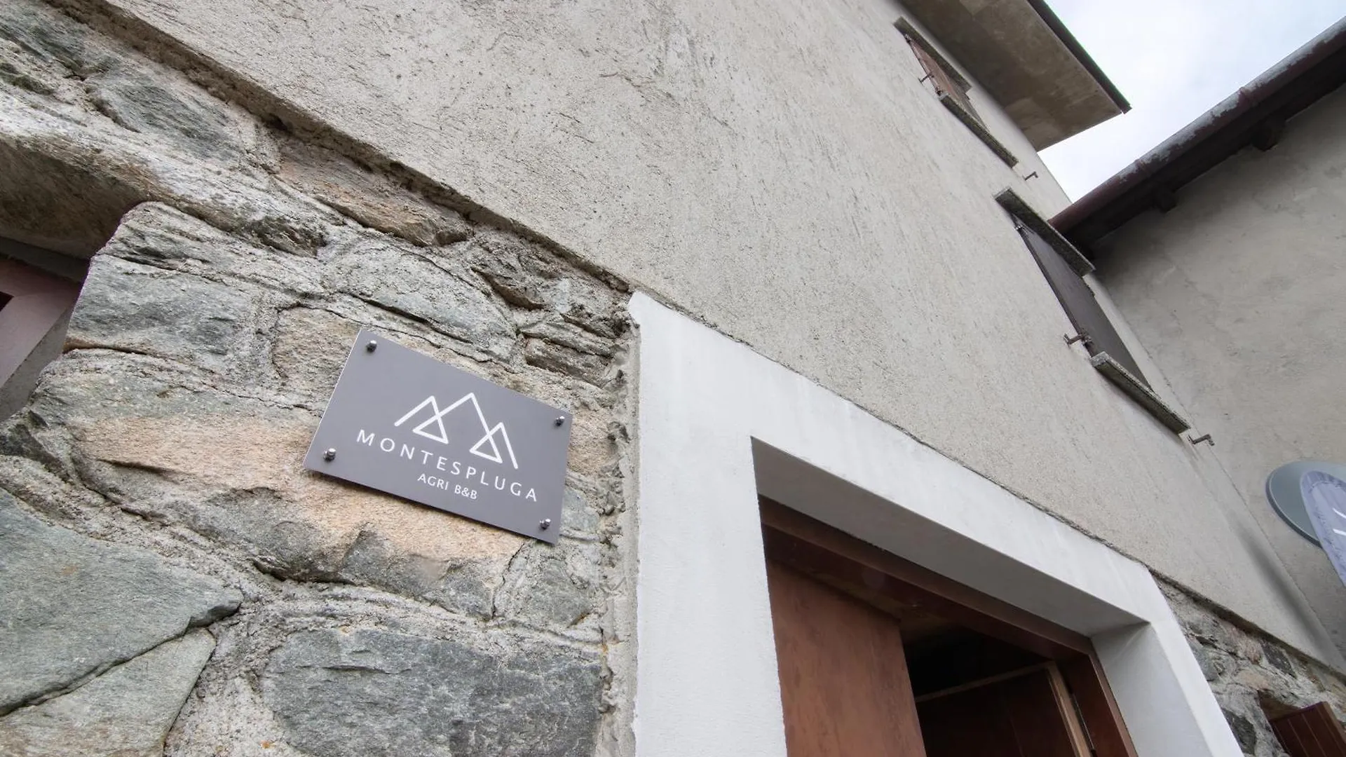 Agriturismo Montespluga 모데시모 0*,  이탈리아